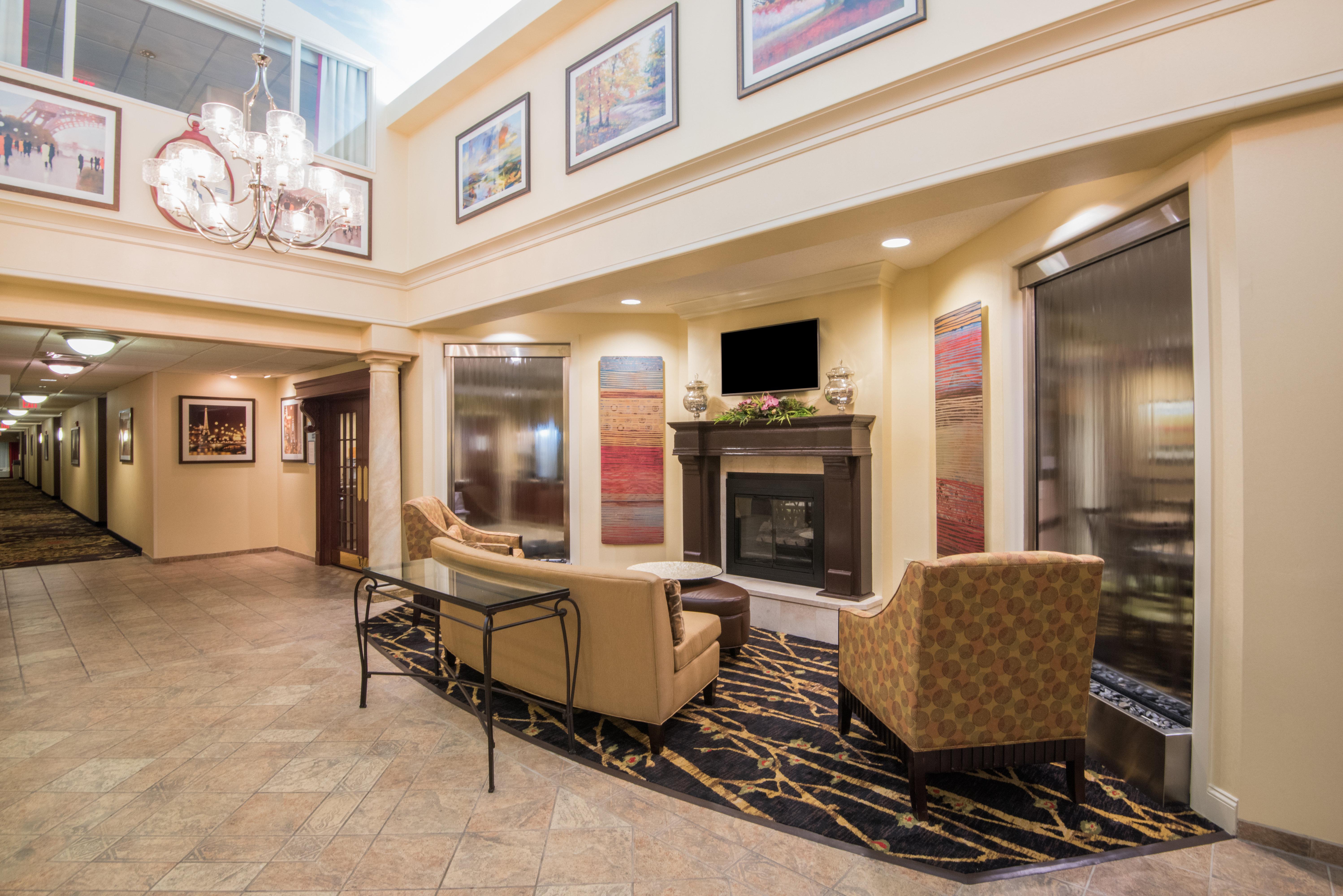 Holiday Inn Express & Suites - Sharon-Hermitage By Ihg West Middlesex Exterior foto