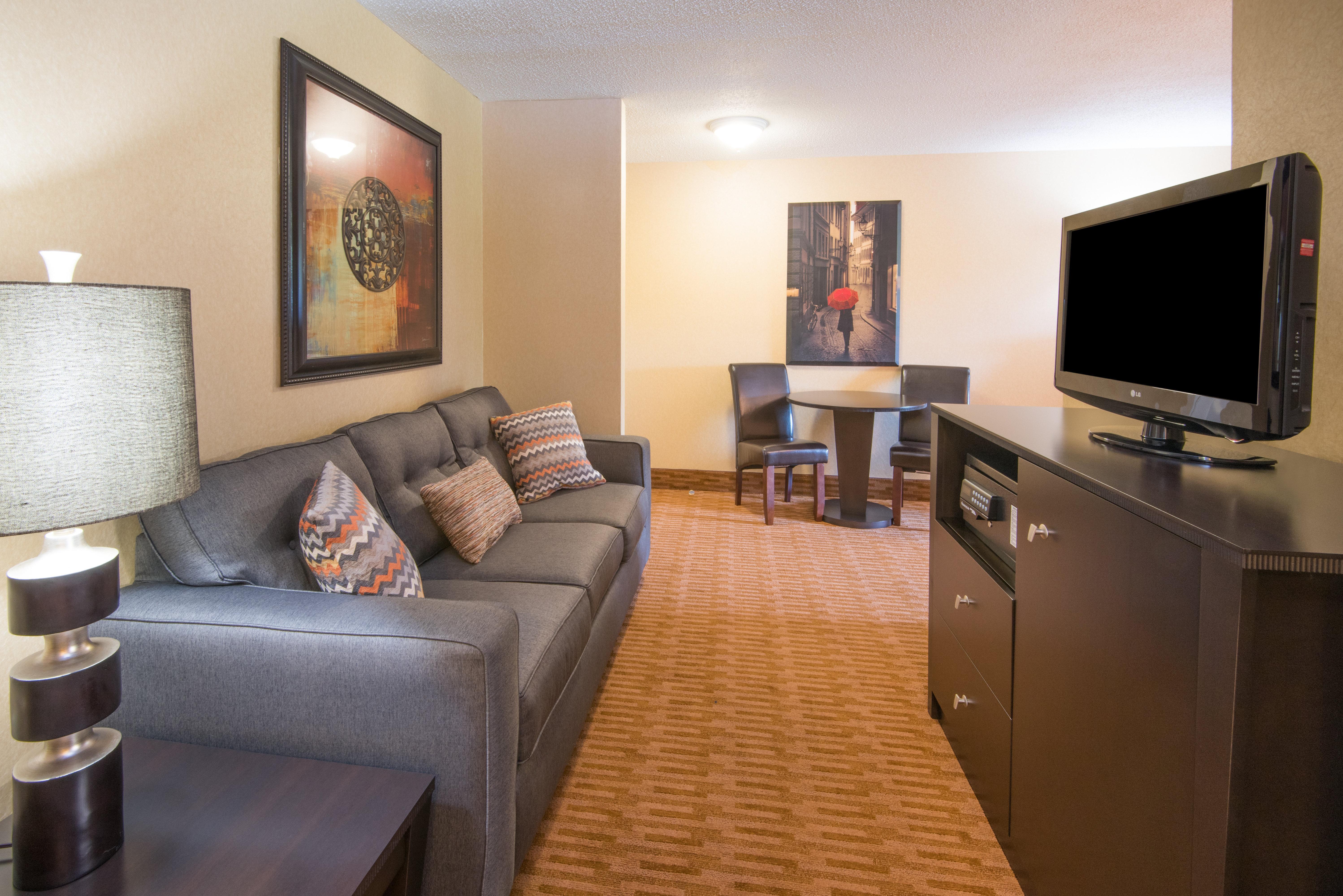 Holiday Inn Express & Suites - Sharon-Hermitage By Ihg West Middlesex Exterior foto